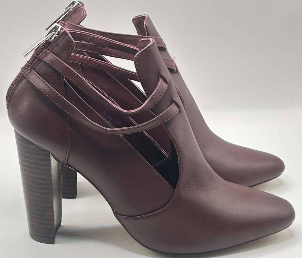Burgundy Leather Cutout Ankle Boot Heels Size 8W - Picture 2 of 8